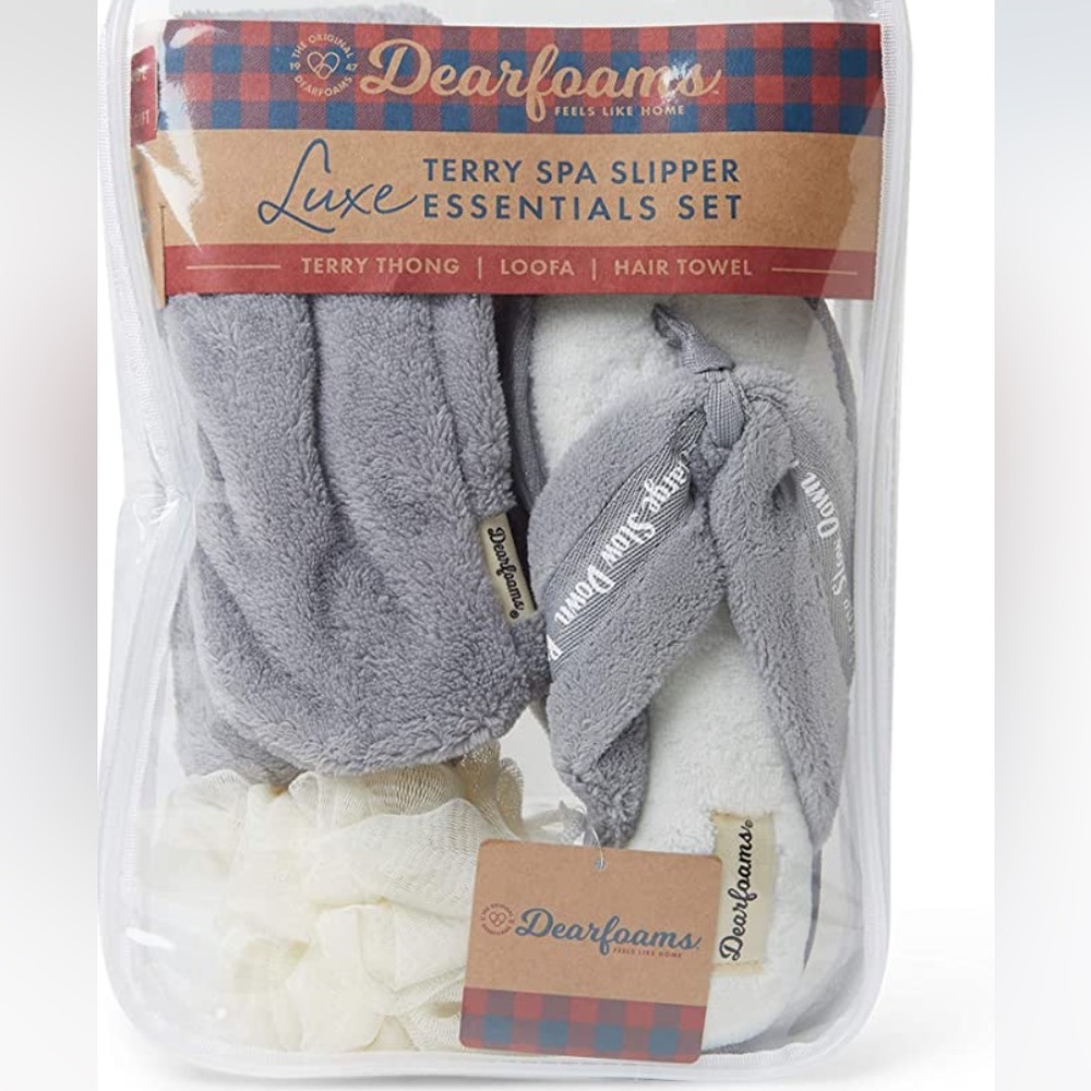 🍀 4/$20 Sale Dearfoams Women's Terry Spa-Inspired Gift Bundle Slipper - Picture 1 of 6